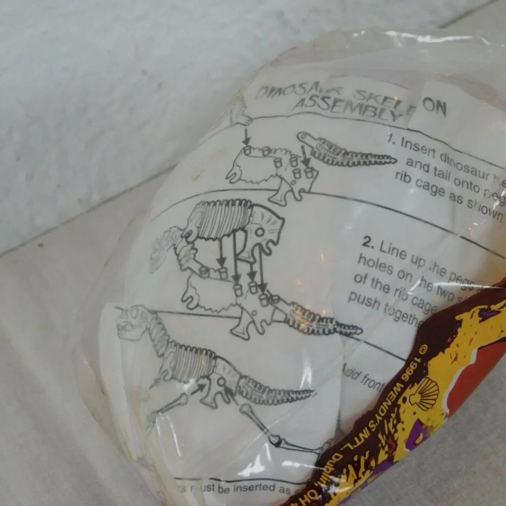 Wendys Kids Club Cave Dino Skeleton Purple Egg New Original Packaging Vtg 1996 - Picture 6 of 6